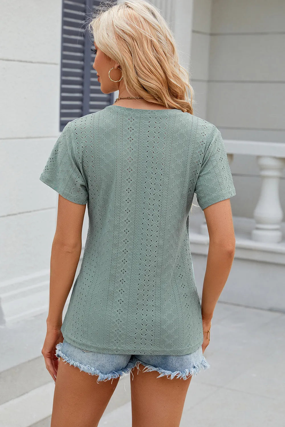 Solid color V-neck cross loose short sleeved T-shirt top for women