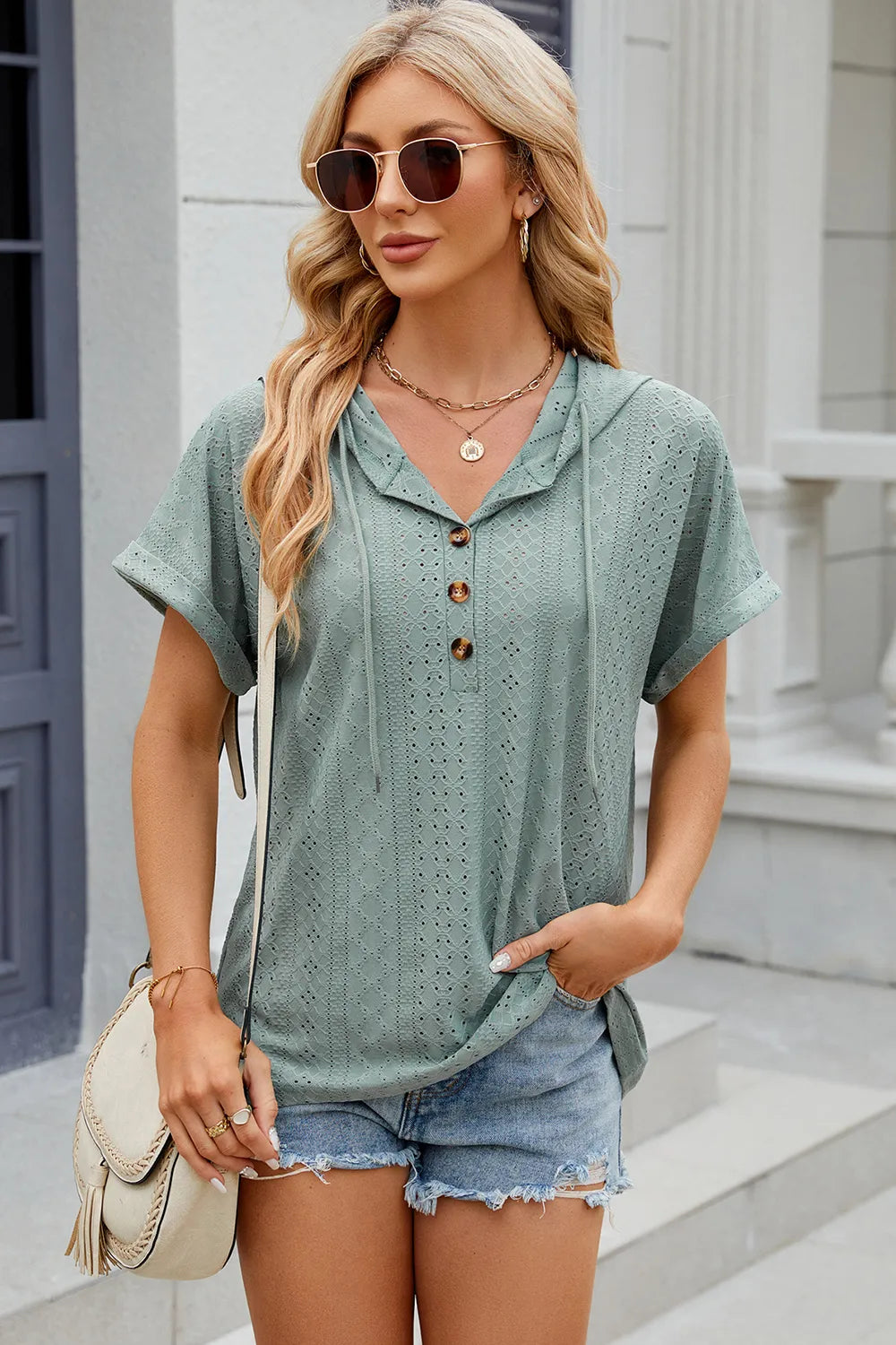 Solid color button hooded loose short sleeved T-shirt top for women
