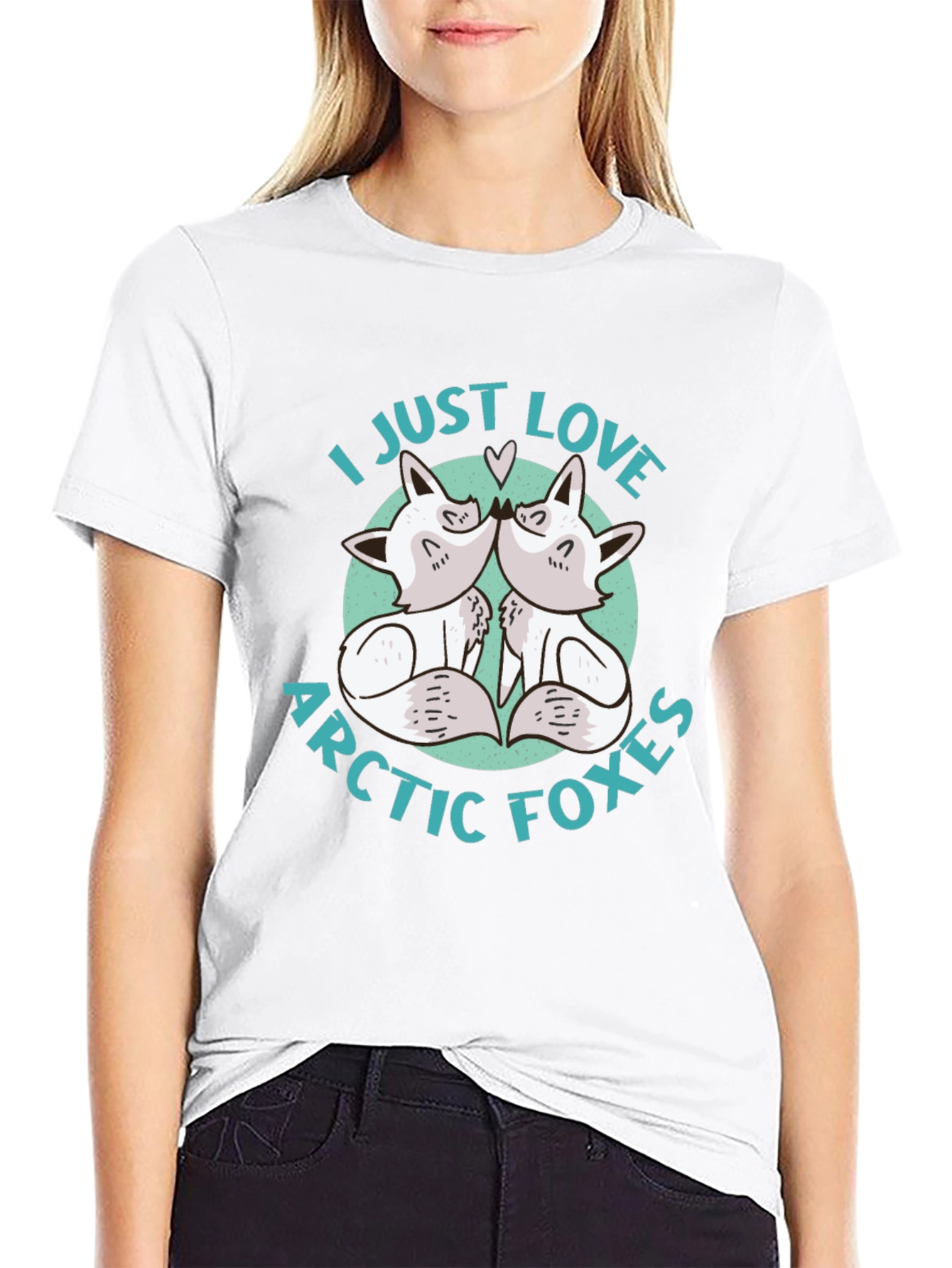 I Just Love Arctic Foxes Graphic T-Shirt